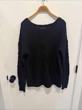 Black Cable-Knit Women's Sweater - Brand Unknown